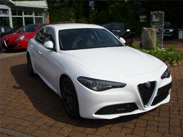 Left hand drive ALFA ROMEO GIULIA 2.2 Diesel AT8